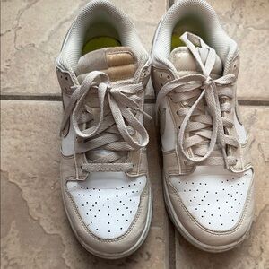 Nike dunks Women's Sneakers in White and Cream
